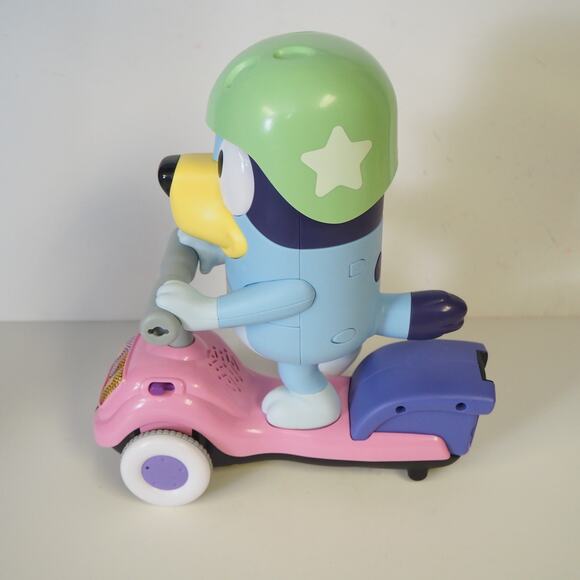 VTech Bluey Scooter Time Bluey- Tested and Works Moves Plays Music & Games - Picture 4 of 7
